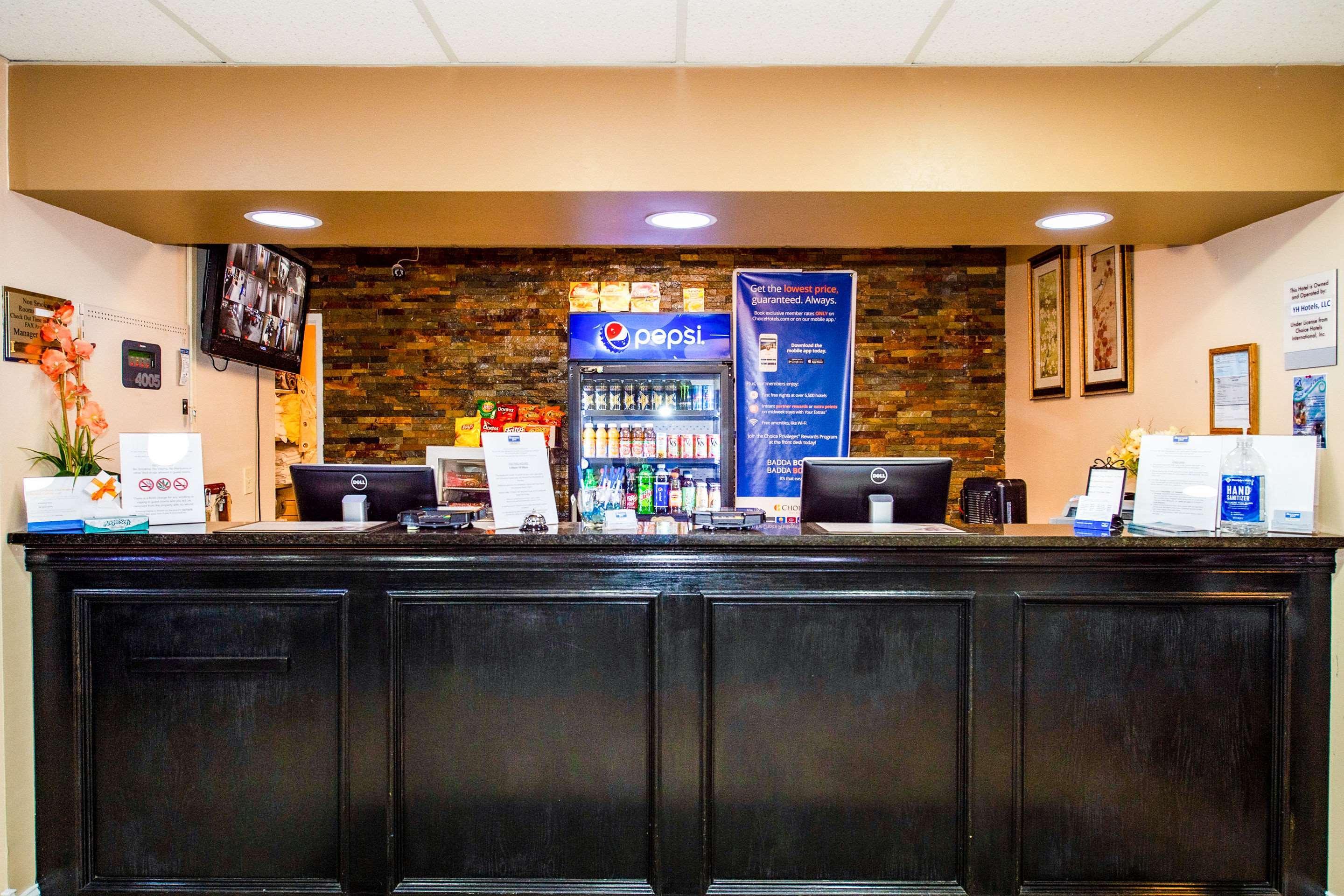 Rodeway Inn Central Colorado Springs Esterno foto